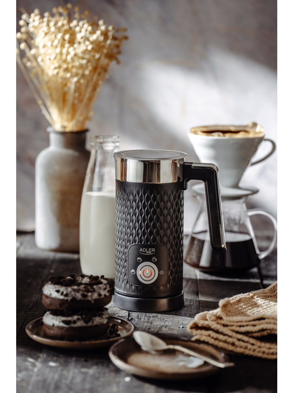Adler | AD 4494 | 500 W | Milk frother | Black 8 Adler | AD 4494 | 500 W | Milk frother | Black 8