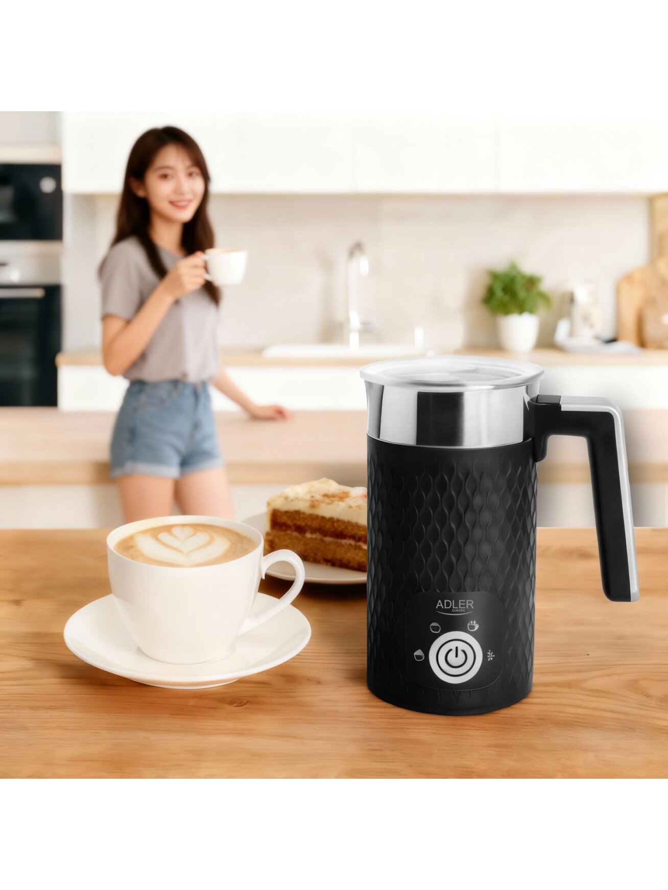 Adler | AD 4494 | 500 W | Milk frother | Black 11 Adler | AD 4494 | 500 W | Milk frother | Black 11