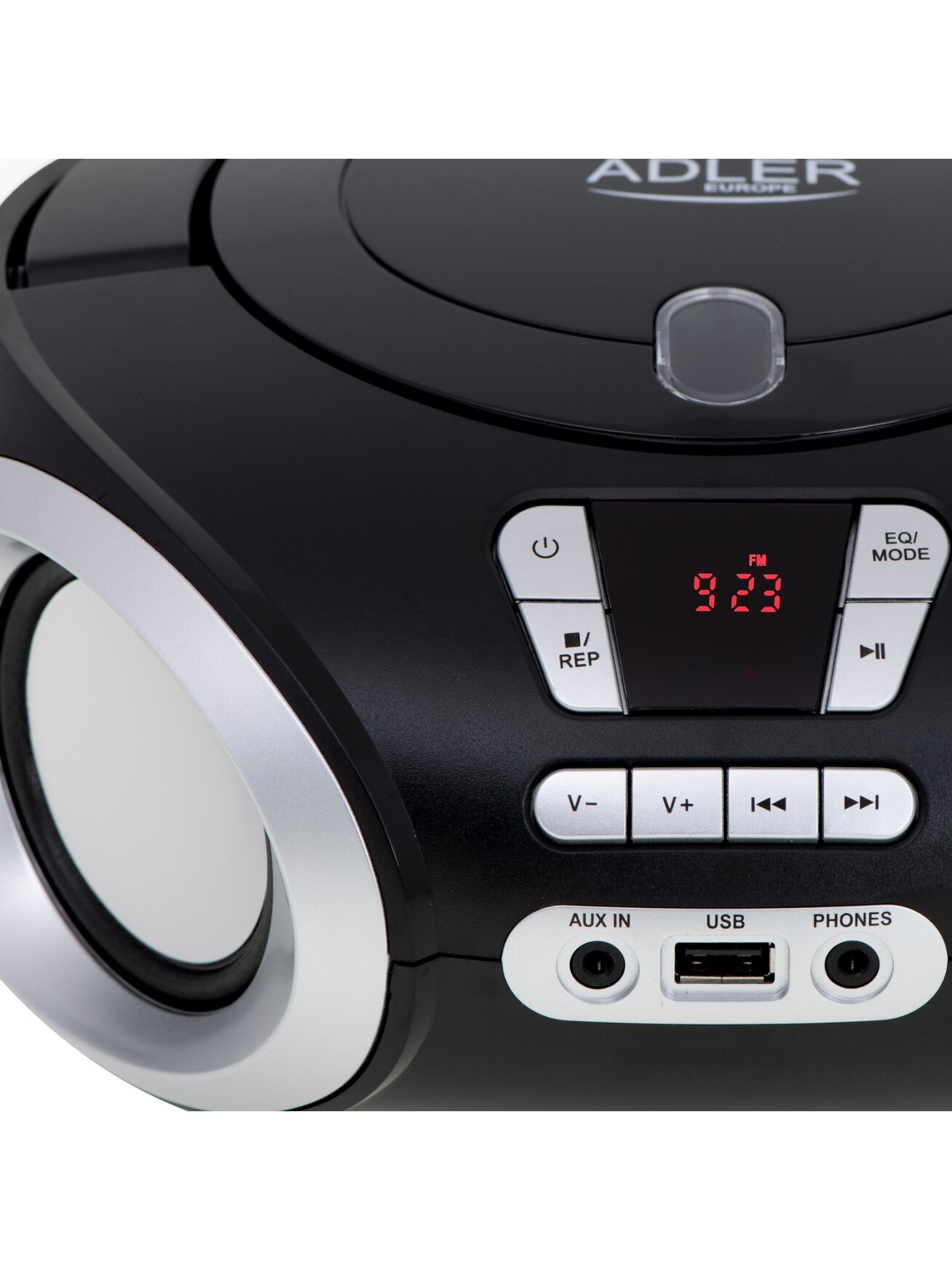 Adler | CD Boombox | AD 1181 | Speakers | USB connectivity 5 Adler | CD Boombox | AD 1181 | Speakers | USB connectivity 5