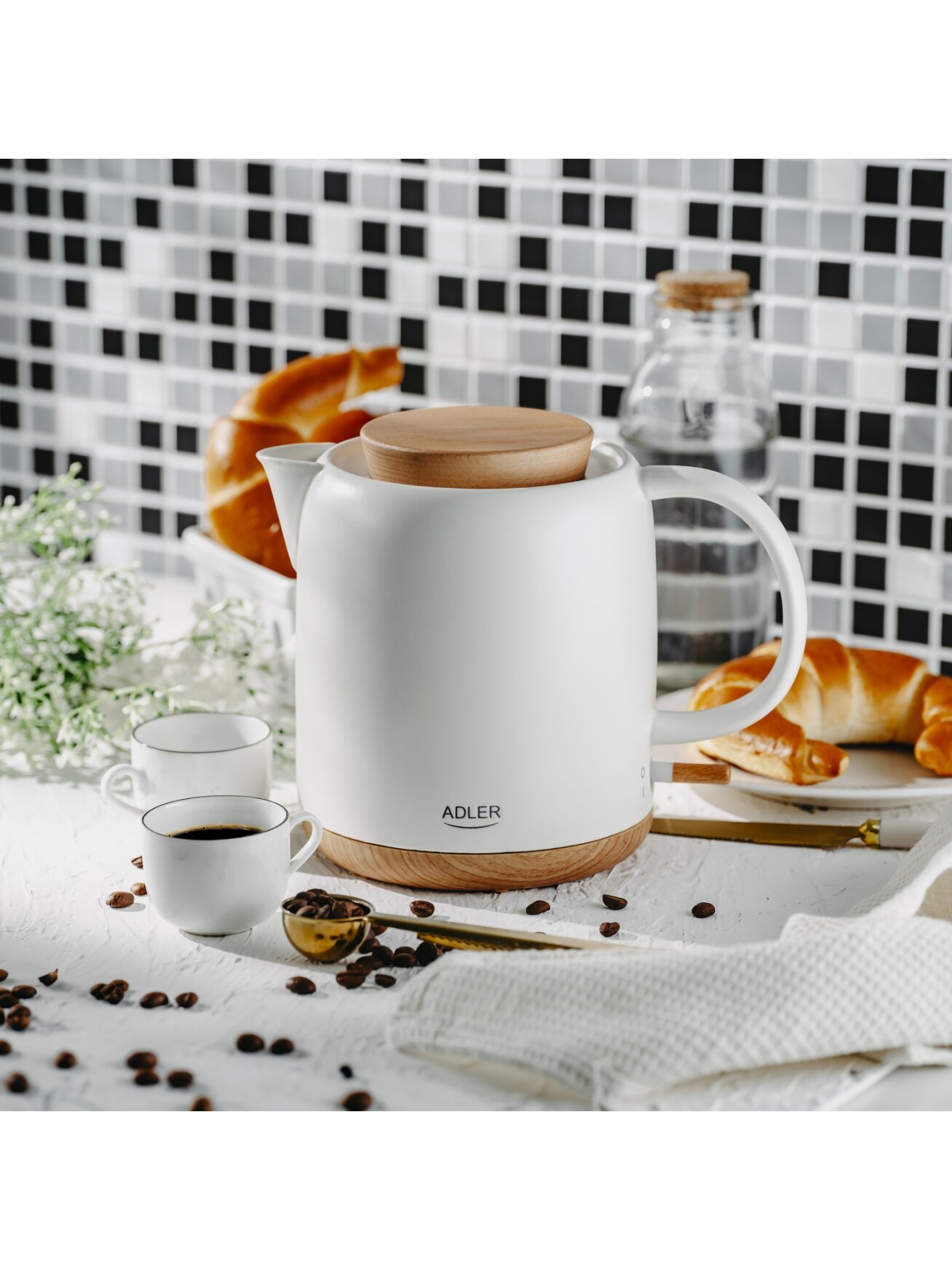 Adler Electric Kettle | AD 1304 | Electric | 1200 W | 1 L | Ceramic | 360° rotational base | White 7