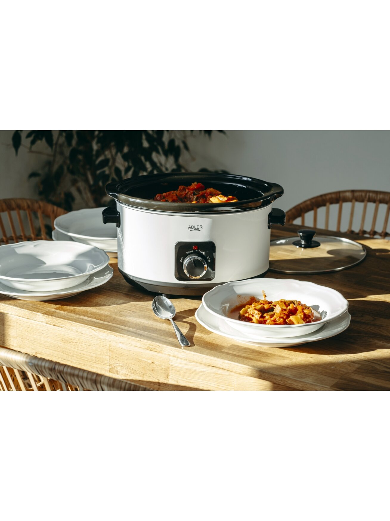 Adler | Slow Cooker | AD 6413w | 290 W | 5.8 L | Number of programs 3 | White 5 Adler | Slow Cooker | AD 6413w | 290 W | 5.8 L | Number of programs 3 | White 5