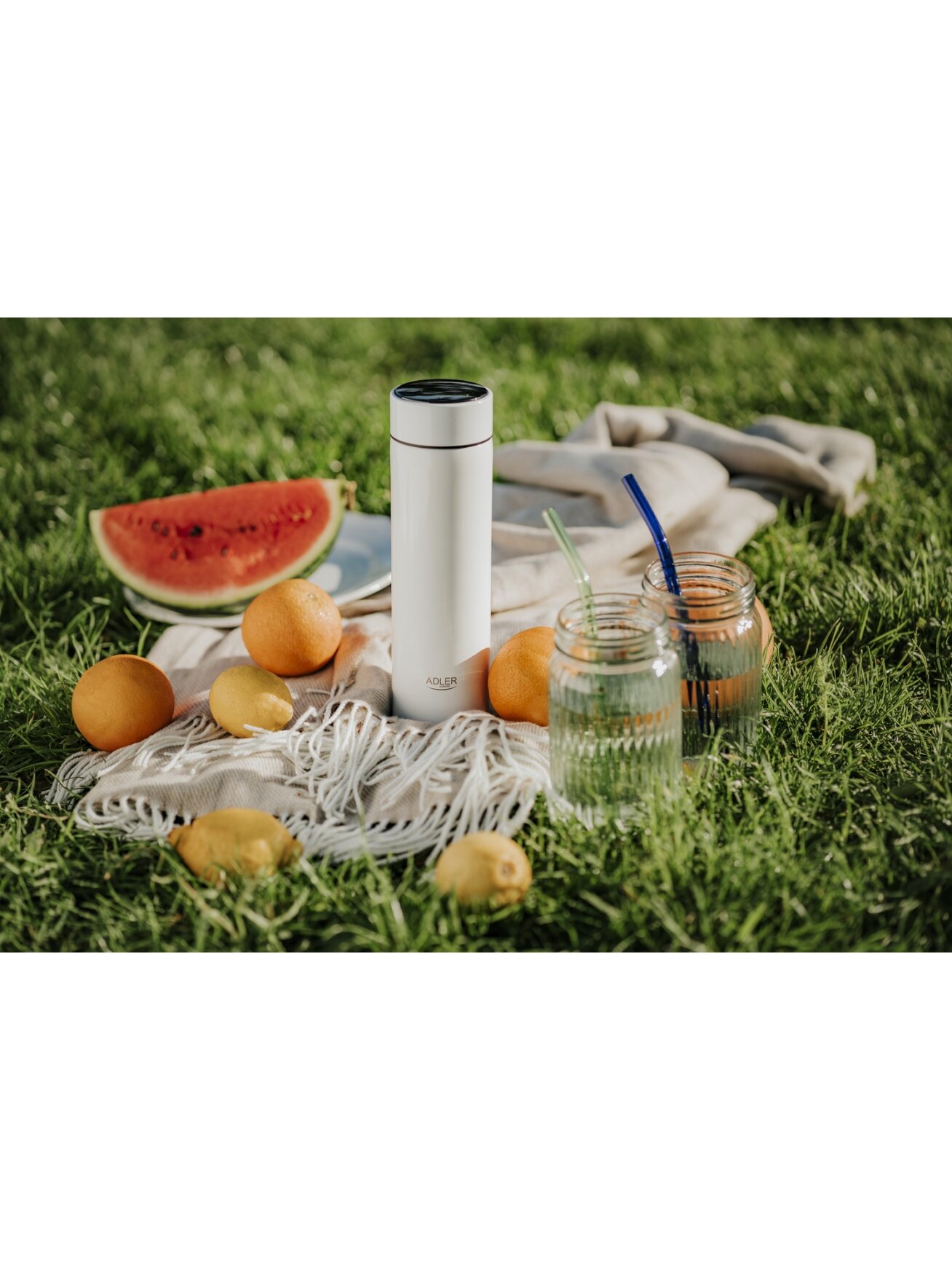 Adler | Thermal Flask | AD 4506w | Material Stainless steel/Silicone | White 5 Adler | Thermal Flask | AD 4506w | Material Stainless steel/Silicone | White 5