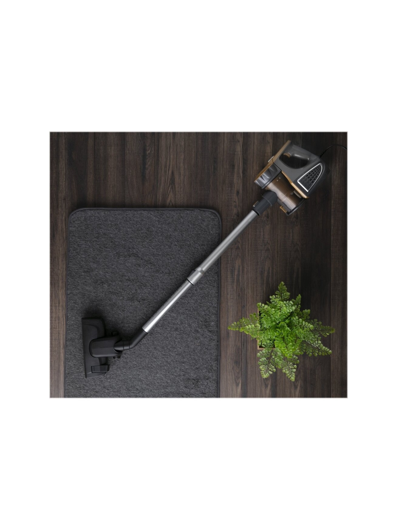 Adler Vacuum Cleaner | AD 7036 | Corded operating | Handheld | 800 W | 220-240 V | Operating radius 6 m | White | Warranty 24 month(s) 8 Adler Vacuum Cleaner | AD 7036 | Corded operating | Handheld | 800 W | 220-240 V | Operating radius 6 m | White | Warranty 24 month(s) 8