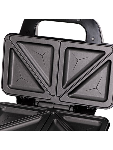 Adler | Sandwich maker | AD 3043 | 900 W | Number of plates 1 | Number of pastry 2 | Black 5 Adler | Sandwich maker | AD 3043 | 900 W | Number of plates 1 | Number of pastry 2 | Black 5