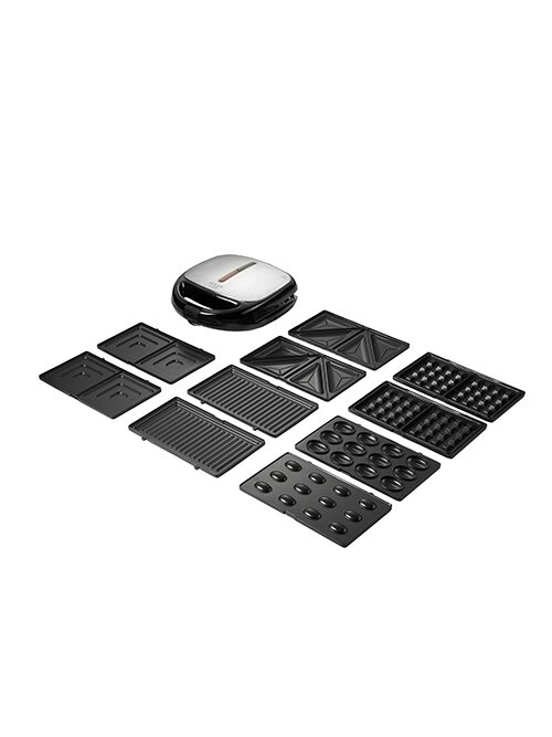 Adler | Sandwich maker | AD 3040 | Number of plates 5 | Multigrill | Number of pastry 2 | 1200 W | Ceramic coating | Black 2 Adler | Sandwich maker | AD 3040 | Number of plates 5 | Multigrill | Number of pastry 2 | 1200 W | Ceramic coating | Black 2