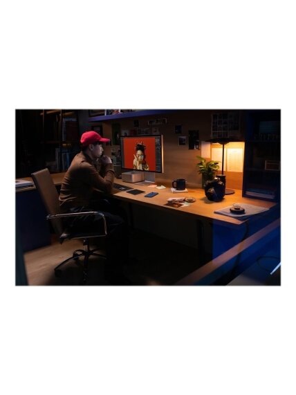 Apple | Studio Display, Standard Glass | 27 " | 5K | 16:9 | 60 Hz | 5120 x 2880 pixels | 600 cd/m² | Silver 7 Apple | Studio Display, Standard Glass | 27 " | 5K | 16:9 | 60 Hz | 5120 x 2880 pixels | 600 cd/m² | Silver 7