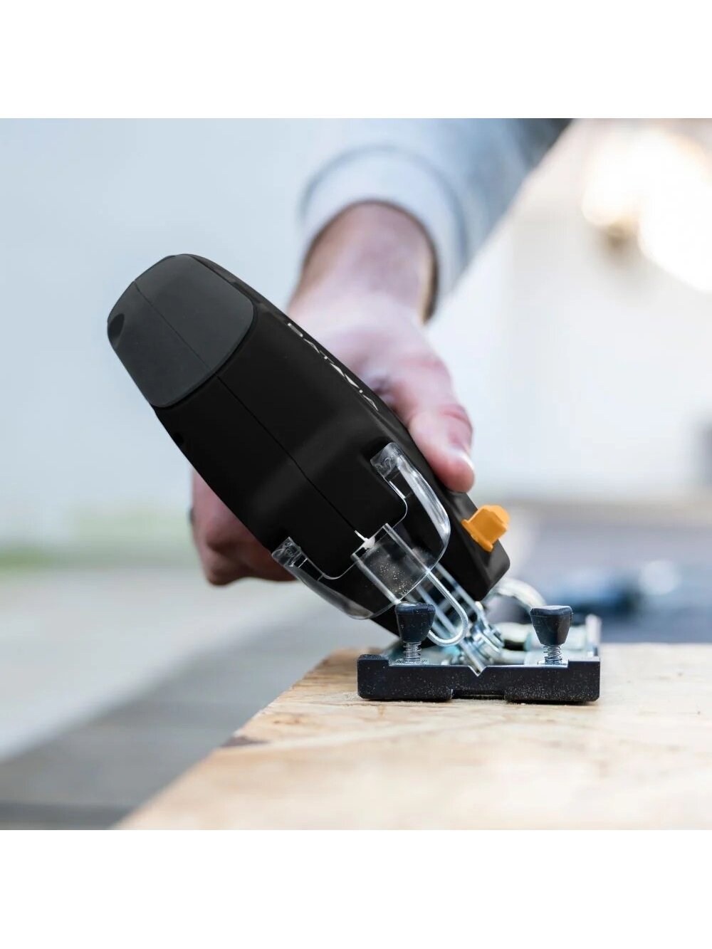 Batavia B.V. | 12V Cordless Jigsaw - Fixxpack 2.0 Set (incl. 2.0Ah battery & USB-C charging cable) 6 Batavia B.V. | 12V Cordless Jigsaw - Fixxpack 2.0 Set (incl. 2.0Ah battery & USB-C charging cable) 6