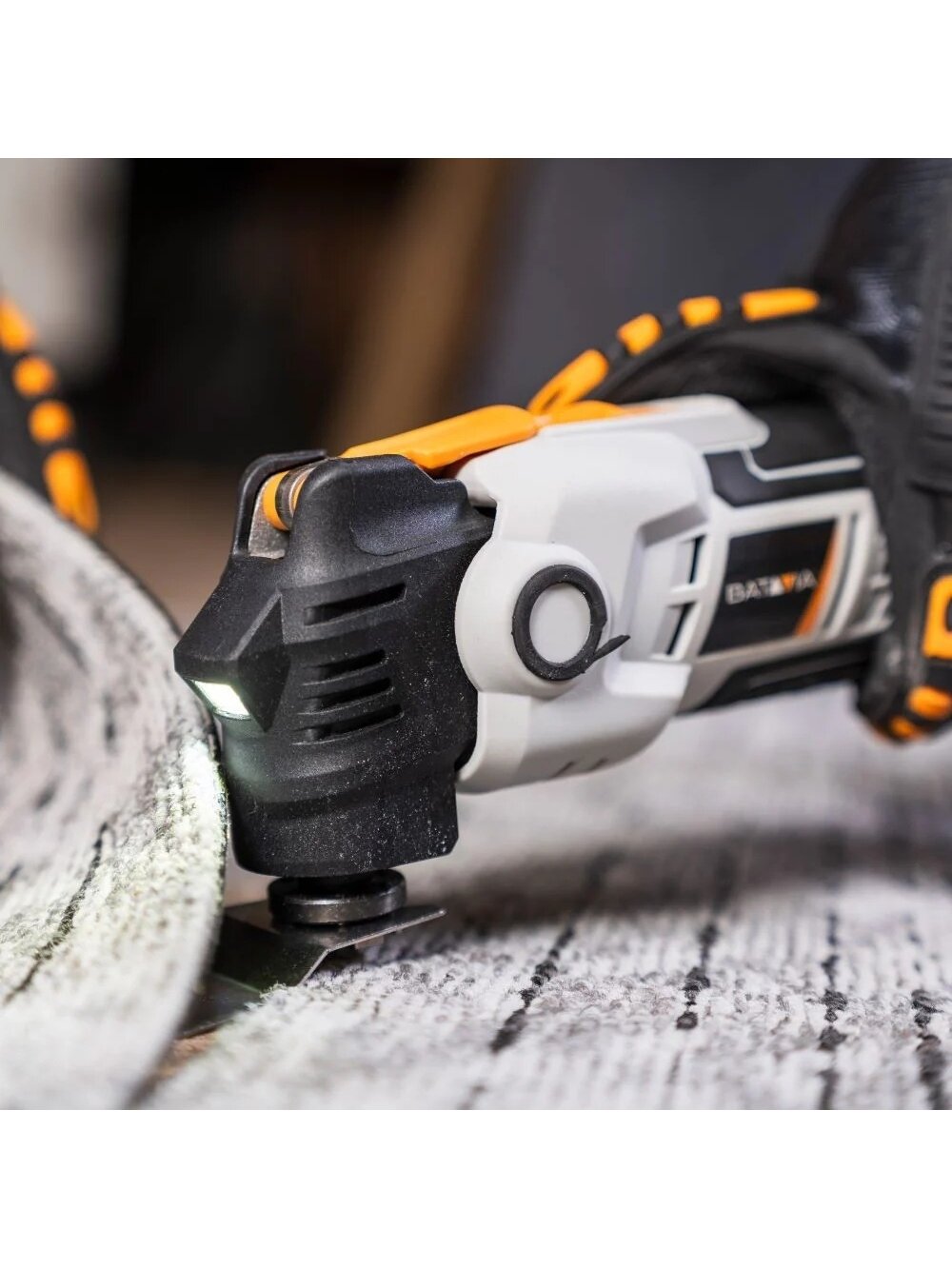 Batavia B.V. | 18V Cordless Anti-Vibration Multitool - Without Battery and Charger 4 Batavia B.V. | 18V Cordless Anti-Vibration Multitool - Without Battery and Charger 4