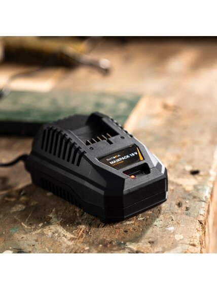 Batavia B.V. | 18V 4.5A Fast Charger 3 Batavia B.V. | 18V 4.5A Fast Charger 3