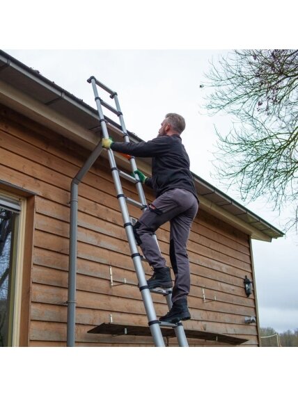 Batavia B.V. | Giraffe PRO Telescopic Ladder 2.93 m 1 Batavia B.V. | Giraffe PRO Telescopic Ladder 2.93 m 1