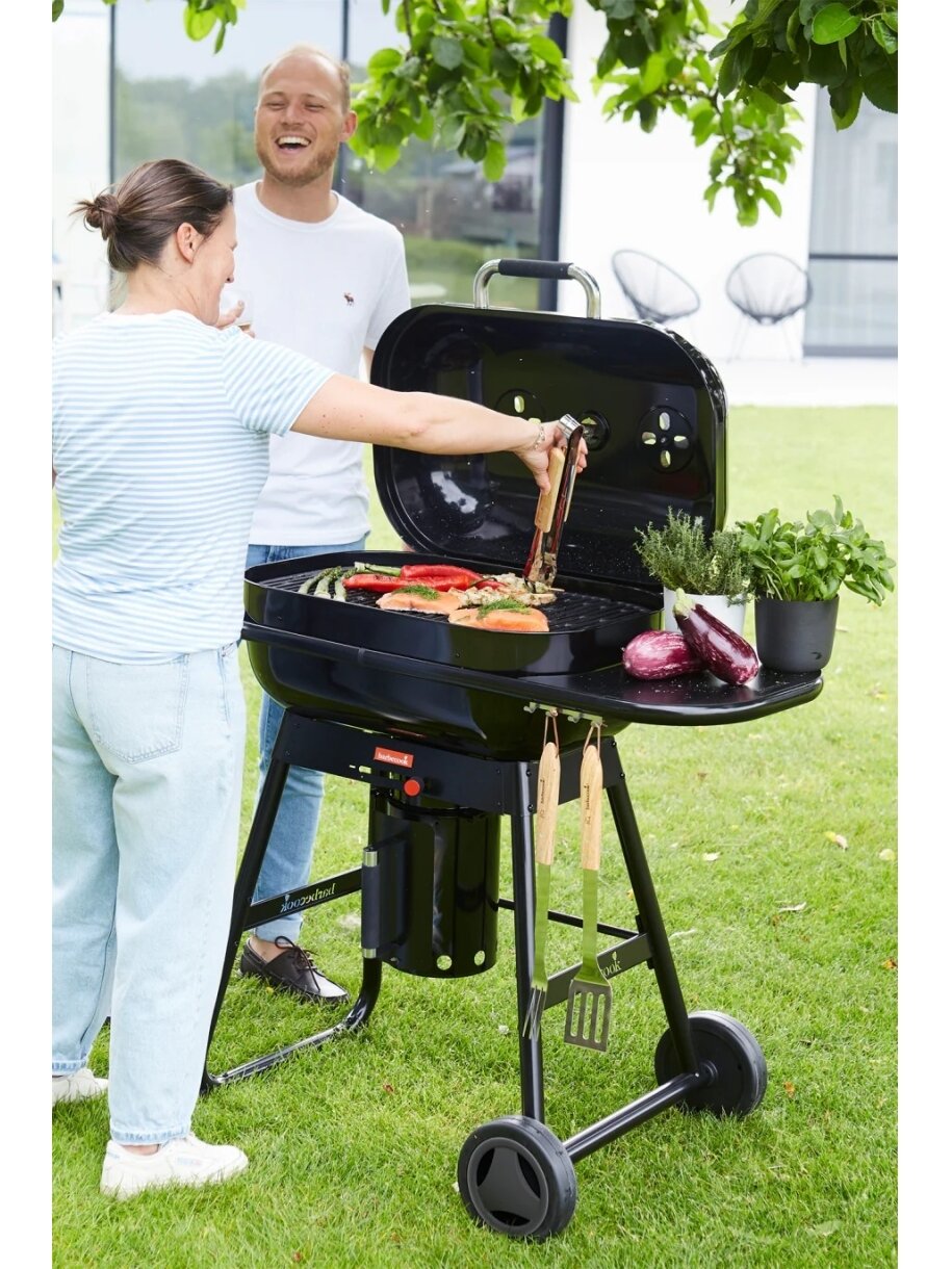 Barbecook Charcoal Barbecue Magnus Comfort, 85 x 64 x 110 cm | BC-CHA-1068 | Black 4 Barbecook Charcoal Barbecue Magnus Comfort, 85 x 64 x 110 cm | BC-CHA-1068 | Black 4