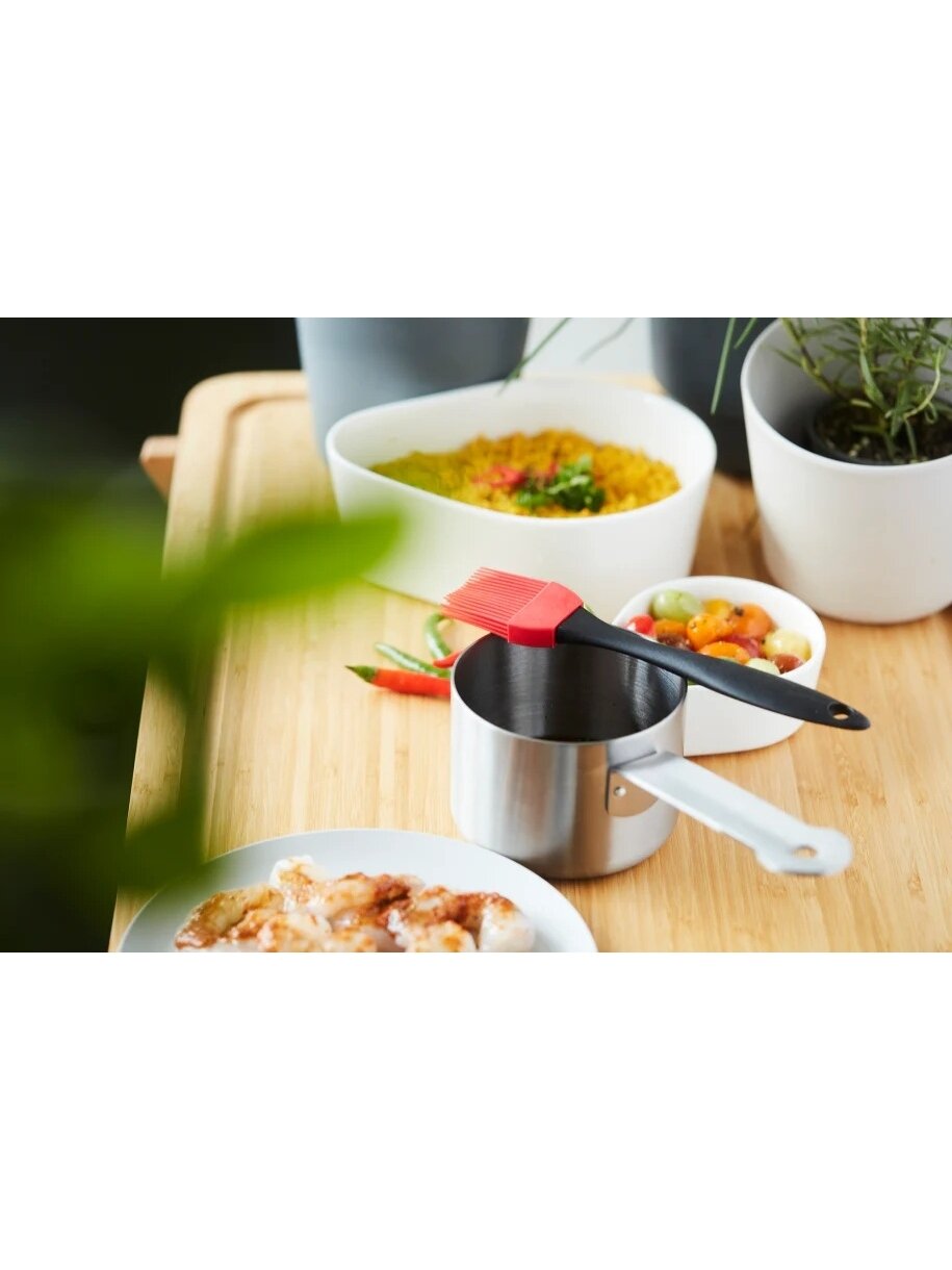 Barbecook | Stainless steel saucepot with brush, 10.5 x 7.5 x 23 cm | BC-ACC-7211 5 Barbecook | Stainless steel saucepot with brush, 10.5 x 7.5 x 23 cm | BC-ACC-7211 5
