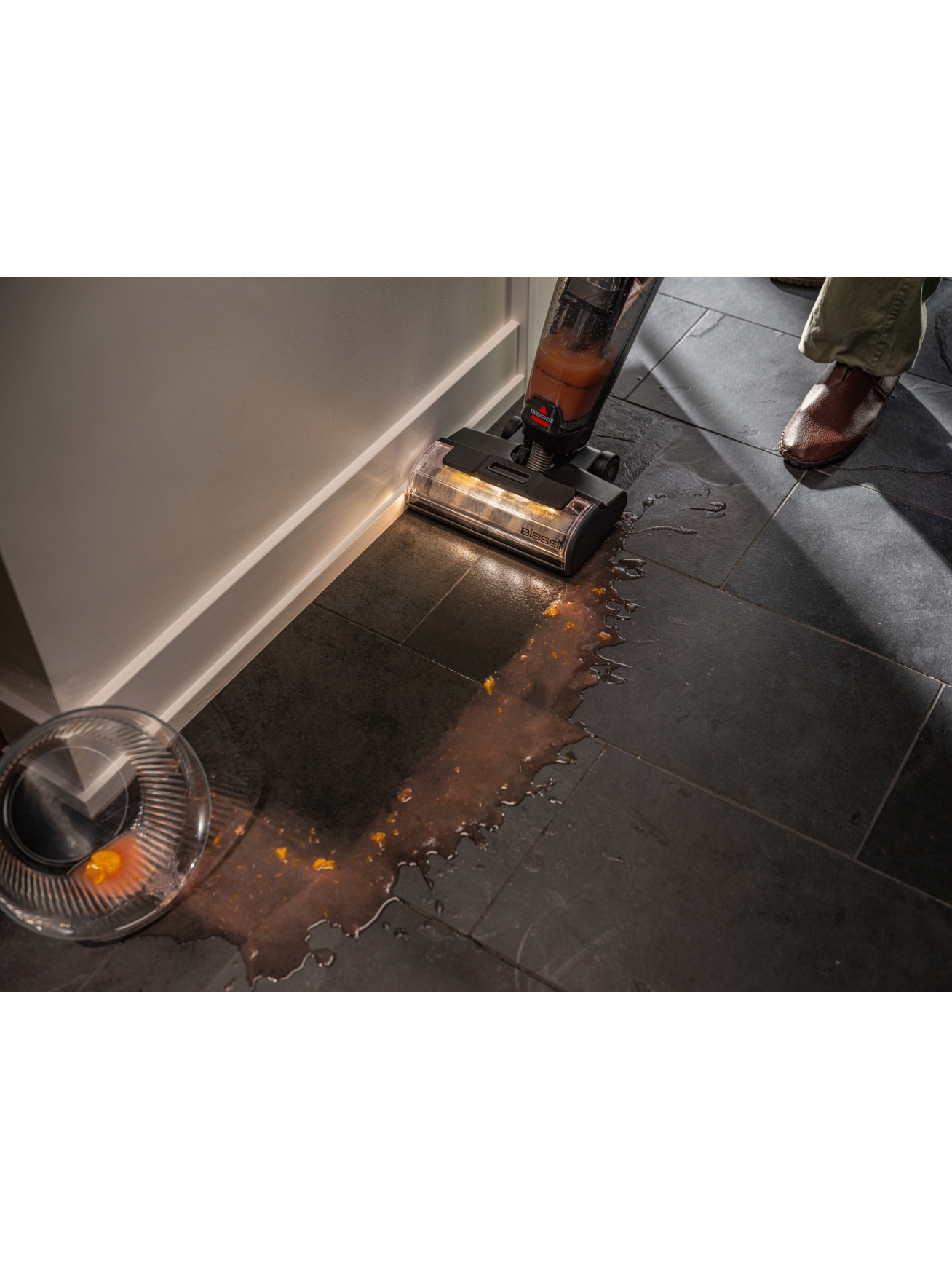 Bissell All-in-one Multi-surface Vacuum Cleaner | 4284N | Cordless operating | Washing function | 25.9 V | Operating time (max) 45 min | Black/Midnight Blue 5 Bissell All-in-one Multi-surface Vacuum Cleaner | 4284N | Cordless operating | Washing function | 25.9 V | Operating time (max) 45 min | Black/Midnight Blue 5