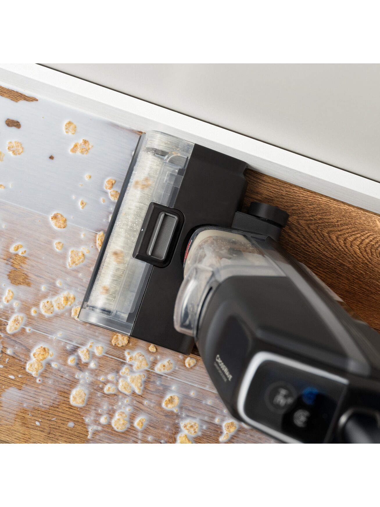 Bissell All-in-one Multi-surface Vacuum Cleaner | CrossWave OmniForce Edge Select | Cordless operating | Handstick | Washing function | 25.9 V | Operating time (max) Up to 30 min | Black/Titanium | Warranty 24 month(s) 5 Bissell All-in-one Multi-surface Vacuum Cleaner | CrossWave OmniForce Edge Select | Cordless operating | Handstick | Washing function | 25.9 V | Operating time (max) Up to 30 min | Black/Titanium | Warranty 24 month(s) 5