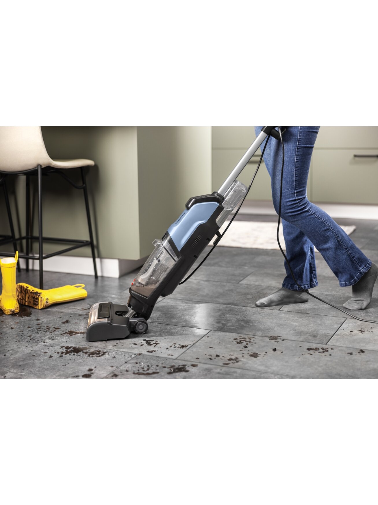Bissell Vacuum Cleaner | CrossWave EdgeFind Select All-in-one Multi-surface | Corded operating | Washing function | 290-340 W | Black/Lake Blue/Silver 5 Bissell Vacuum Cleaner | CrossWave EdgeFind Select All-in-one Multi-surface | Corded operating | Washing function | 290-340 W | Black/Lake Blue/Silver 5