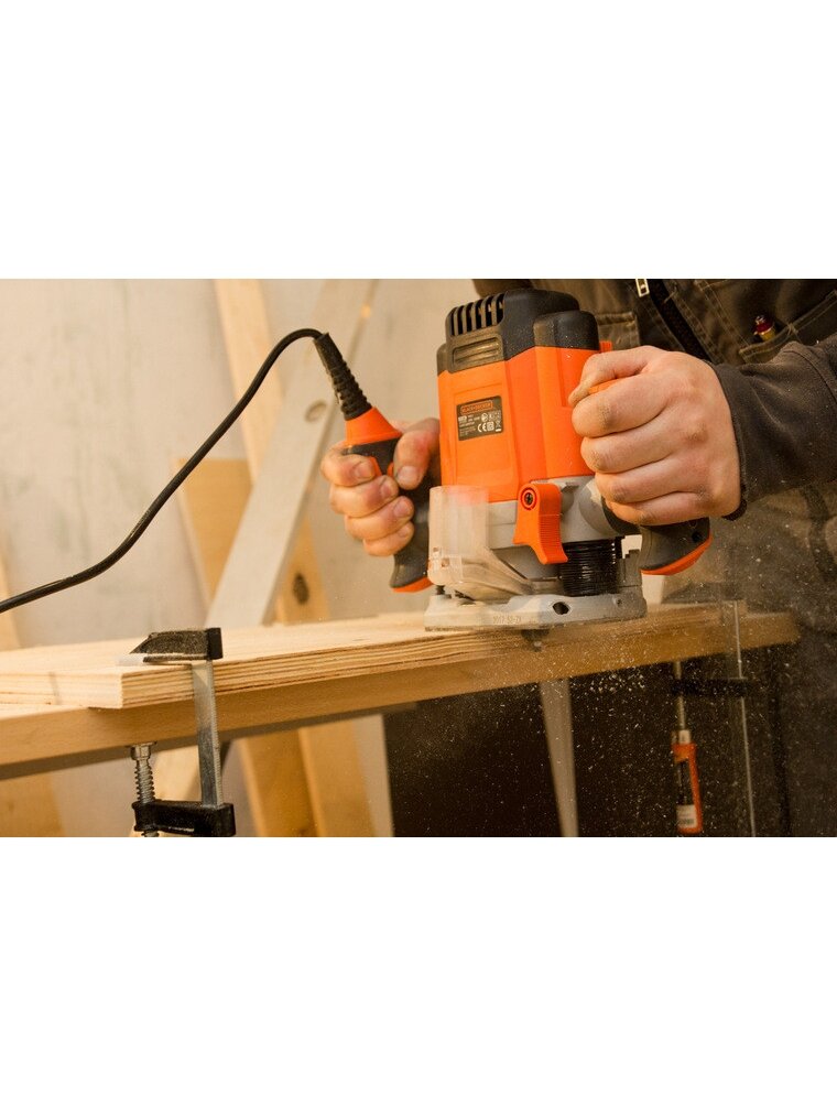 BLACK & DECKER | Electric Freza | KW1200E-QS | 1200 W 2 BLACK & DECKER | Electric Freza | KW1200E-QS | 1200 W 2