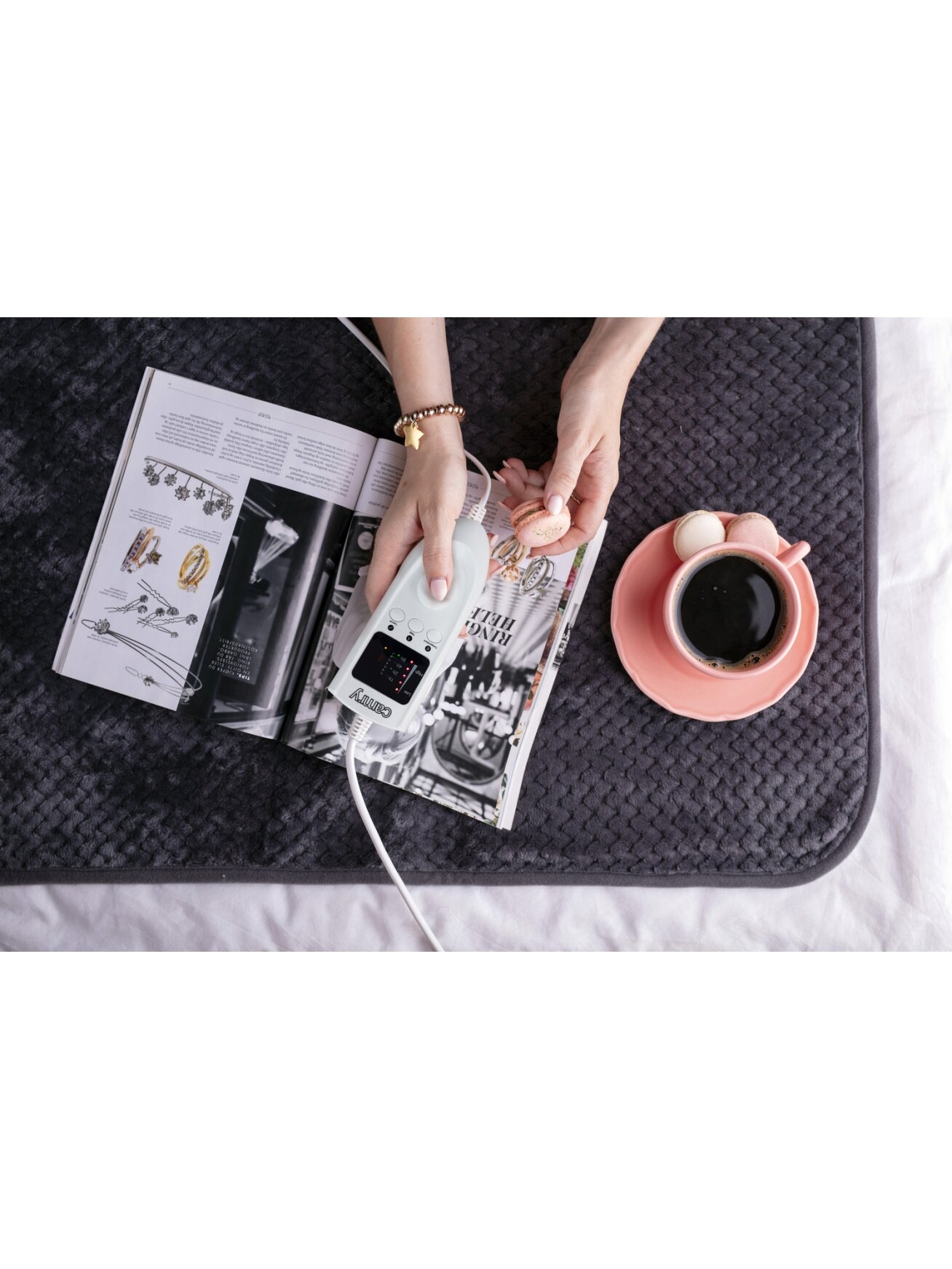 Camry | Electirc Heating Blanket with Timer | CR 7416 | Number of heating levels 5 | Number of persons 1 | Washable | Remote control | Coral Fleece/Polyester | 60 W 4