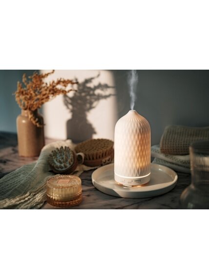 Camry | Ultrasonic aroma diffuser 3in1 | CR 7970 | Ultrasonic | Suitable for rooms up to 25 m² | White 6 Camry | Ultrasonic aroma diffuser 3in1 | CR 7970 | Ultrasonic | Suitable for rooms up to 25 m² | White 6