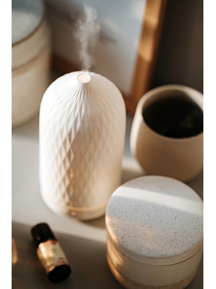 Camry | Ultrasonic aroma diffuser 3in1 | CR 7970 | Ultrasonic | Suitable for rooms up to 25 m² | White 7 Camry | Ultrasonic aroma diffuser 3in1 | CR 7970 | Ultrasonic | Suitable for rooms up to 25 m² | White 7