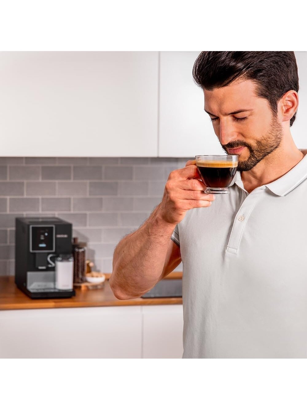 Cecotec Coffee Maker | Cremmaet Compactccino Connected | Pump pressure 19 bar | Built-in milk frother | Super-automatic | Black 4