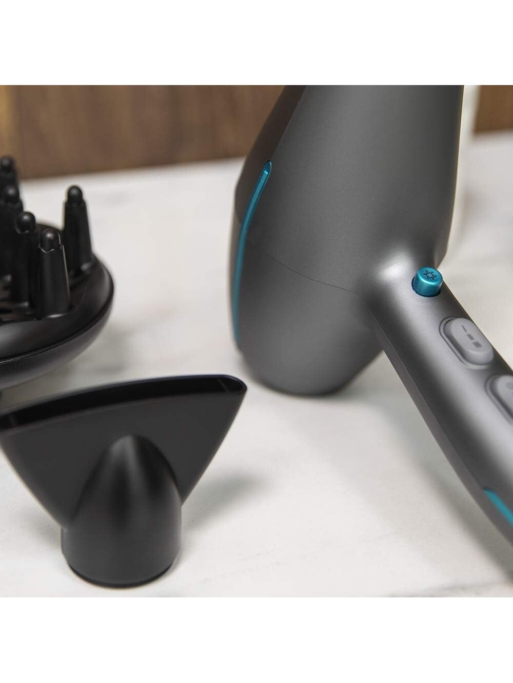 Cecotec Hair dryer | IoniCare 5300 Maxi Aura Black | 2200 W | Number of temperature settings 3 | Ionic function | Black/Grey | Diffuser nozzle 4