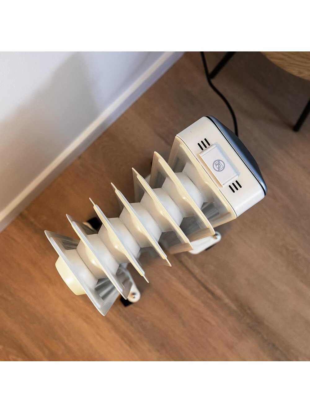 Cecotec ReadyWarm 7000 Space | Oil Radiator | 1500 W | Number of power levels 3 | Suitable for rooms up to 15 m² | White 3