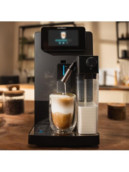 Cecotec Coffee machine | Cremmaet Latte Touch | Pump pressure 19 bar | Built-in milk frother | Super-automatic | Black | 1500 W 3 Cecotec Coffee machine | Cremmaet Latte Touch | Pump pressure 19 bar | Built-in milk frother | Super-automatic | Black | 1500 W 3