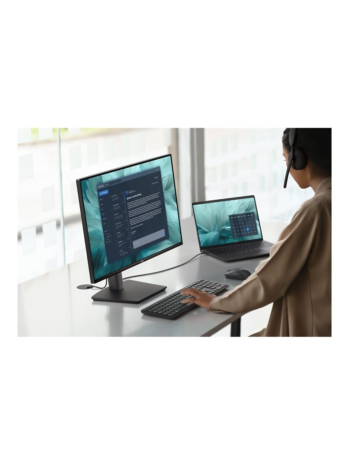 Dell E2726HS | 27 " | IPS | FHD | 16:9 | 100 Hz | 5 ms/8 ms | 1920 x 1080 pixels | 300 cd/m² | HDMI ports quantity 1 | Black 9 Dell E2726HS | 27 " | IPS | FHD | 16:9 | 100 Hz | 5 ms/8 ms | 1920 x 1080 pixels | 300 cd/m² | HDMI ports quantity 1 | Black 9