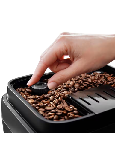 Delonghi Coffee maker | Magnifica Evo | Pump pressure 15 bar | Built-in milk frother | Automatic | 1450 W | Black