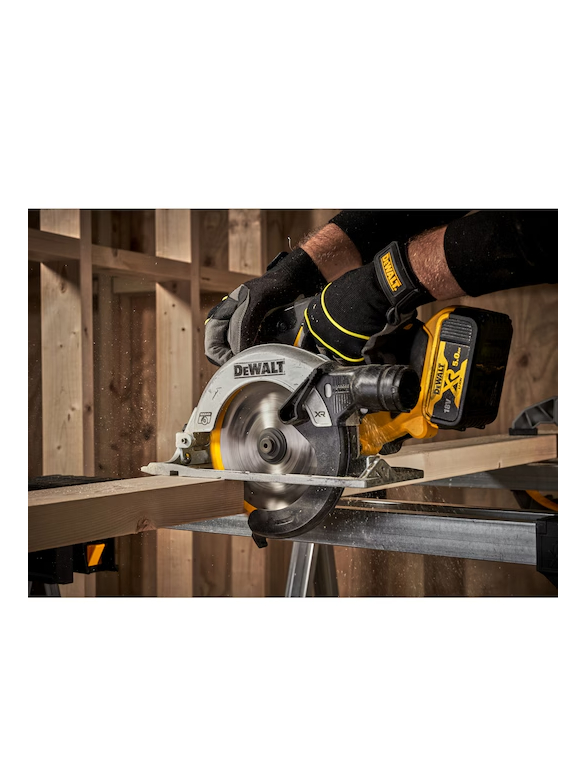 DEWALT | 18V XR Brushless 165 mm Circular Saw | DCS565N-XJ | 2400 W 4