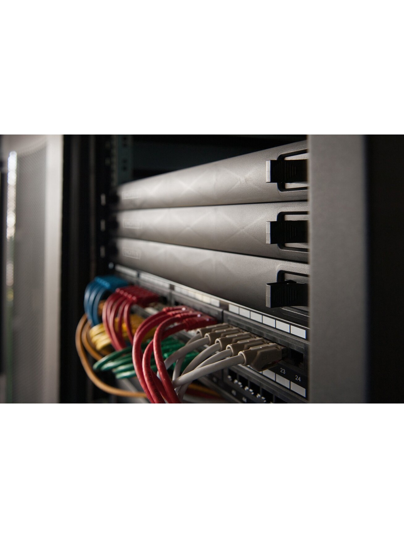 Digitus 1U Blank Panel, snap-in, for network- and server cabinets | DN-97651 4 Digitus 1U Blank Panel, snap-in, for network- and server cabinets | DN-97651 4