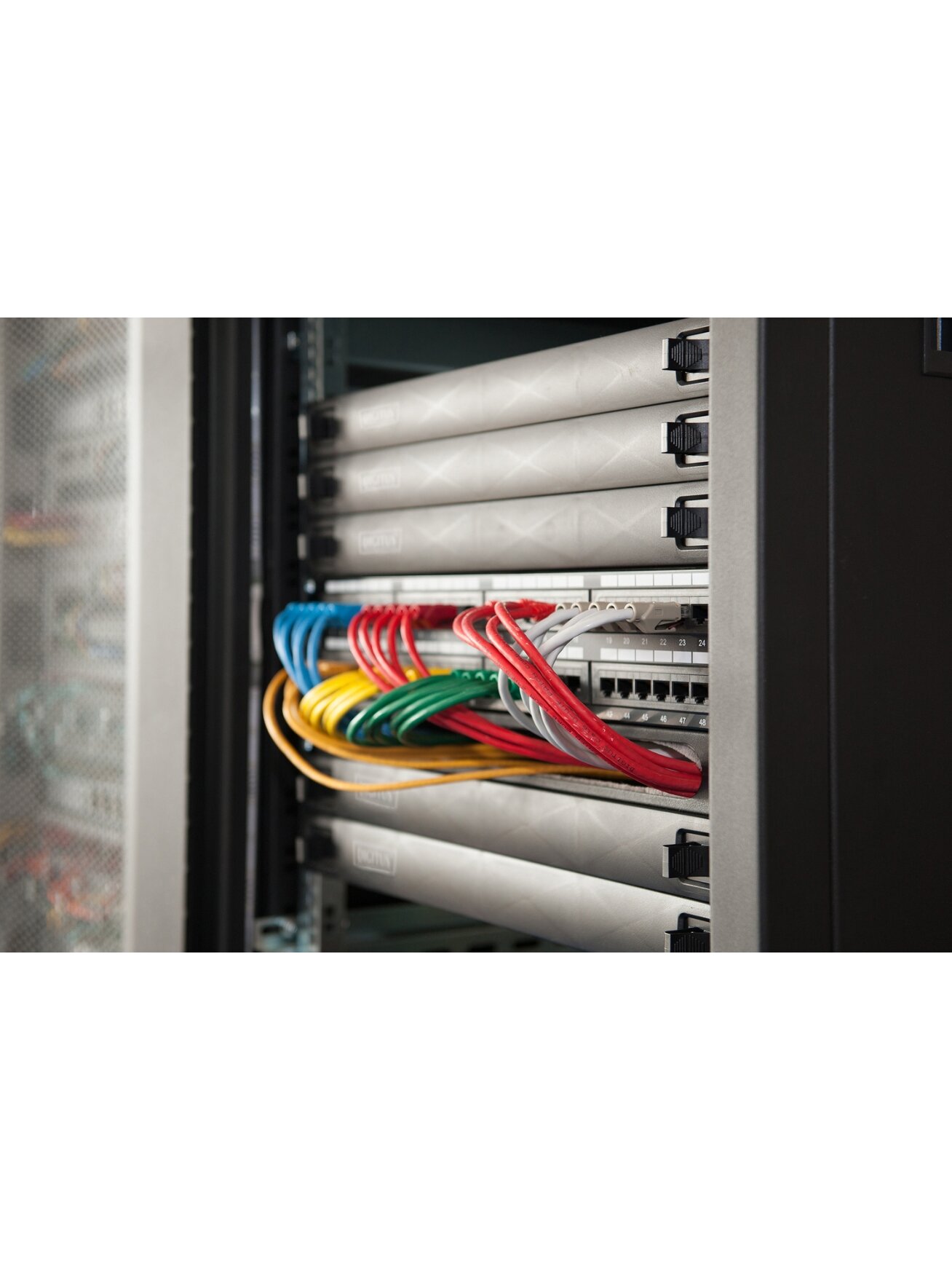 Digitus 1U Blank Panel, snap-in, for network- and server cabinets | DN-97651 6 Digitus 1U Blank Panel, snap-in, for network- and server cabinets | DN-97651 6