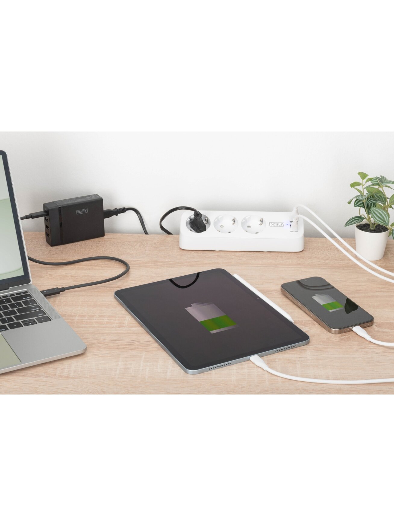 Digitus 3-way office socket strip with 2x USB-A and 1x USB-C connections | DA-70626 3 Digitus 3-way office socket strip with 2x USB-A and 1x USB-C connections | DA-70626 3