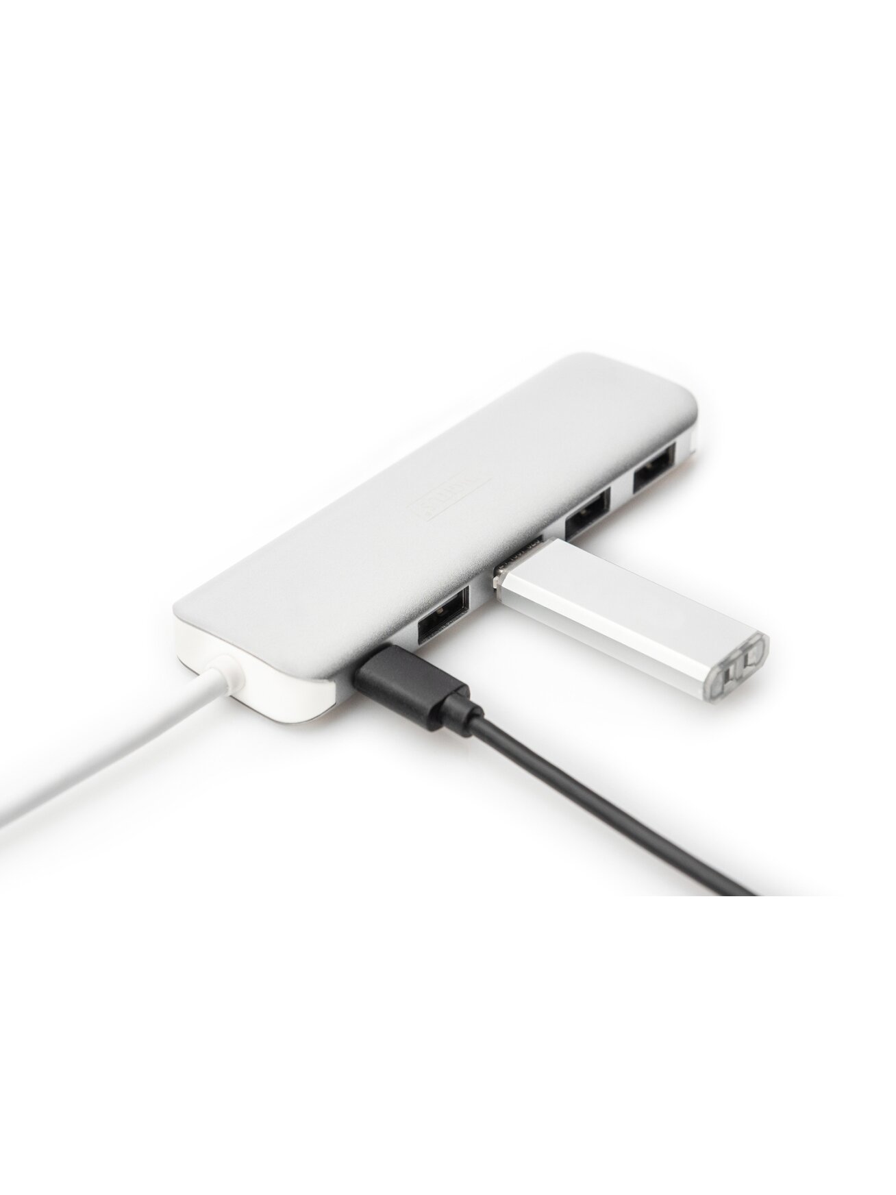 Digitus | Charging | USB Type-C 4 port hub (USB 3.0) + PD 2 Digitus | Charging | USB Type-C 4 port hub (USB 3.0) + PD 2