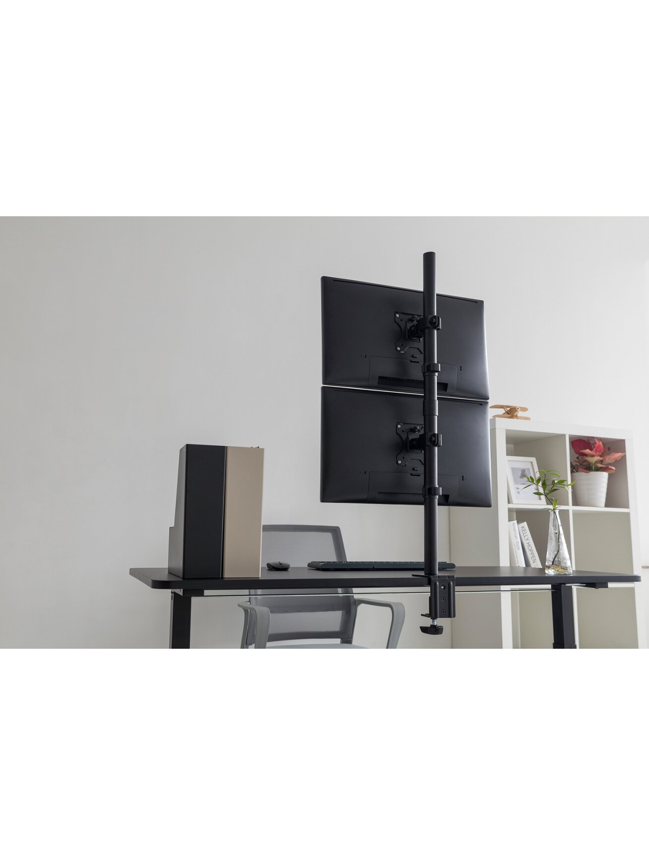 Digitus Desk Mount | DA-90438 | Adjustable Height, Rotate, Tilt, Swivel | 17-32 " | Maximum weight (capacity) 2x8 kg | Black 8 Digitus Desk Mount | DA-90438 | Adjustable Height, Rotate, Tilt, Swivel | 17-32 " | Maximum weight (capacity) 2x8 kg | Black 8