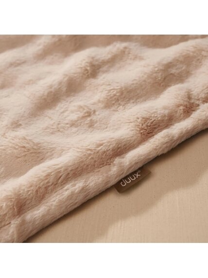 Duux Yentl Heated Overblanket, 200 x 200 cm | DXOB12 | Number of heating levels 9 | Number of persons 1 | Washable | Remote control | Premium faux fur | 200 W | Bubble Gray 5 Duux Yentl Heated Overblanket, 200 x 200 cm | DXOB12 | Number of heating levels 9 | Number of persons 1 | Washable | Remote control | Premium faux fur | 200 W | Bubble Gray 5