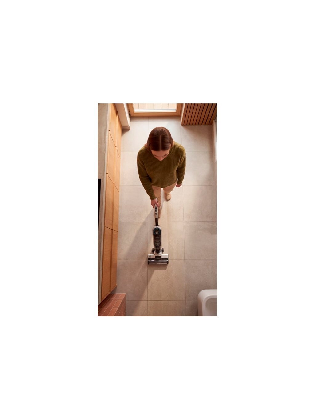 ETA Floor Washer | ETA725790000 Wash Master AI | Cordless operating | Washing function | 18 V | Operating time (max) 55 min | Black/Silver 5 ETA Floor Washer | ETA725790000 Wash Master AI | Cordless operating | Washing function | 18 V | Operating time (max) 55 min | Black/Silver 5