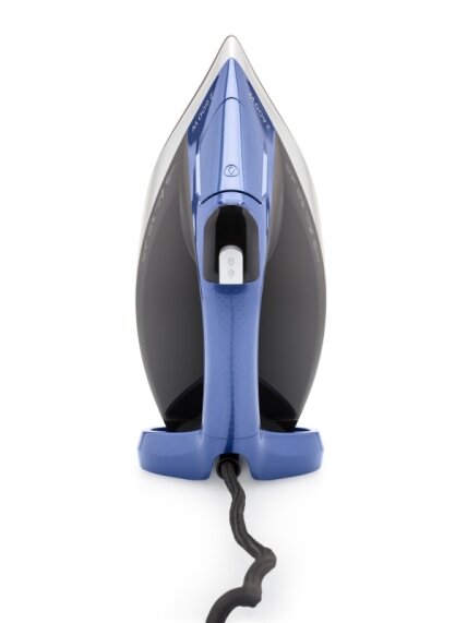 ETA Steam Iron | ETA227690000 Chloe | Steam Iron | 2600 W | Water tank capacity 350 ml | Continuous steam 40 g/min | Silver/Blue 2 ETA Steam Iron | ETA227690000 Chloe | Steam Iron | 2600 W | Water tank capacity 350 ml | Continuous steam 40 g/min | Silver/Blue 2