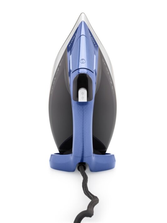 ETA Steam Iron | ETA227690000 Chloe | Steam Iron | 2600 W | Water tank capacity 350 ml | Continuous steam 40 g/min | Silver/Blue 2 ETA Steam Iron | ETA227690000 Chloe | Steam Iron | 2600 W | Water tank capacity 350 ml | Continuous steam 40 g/min | Silver/Blue 2