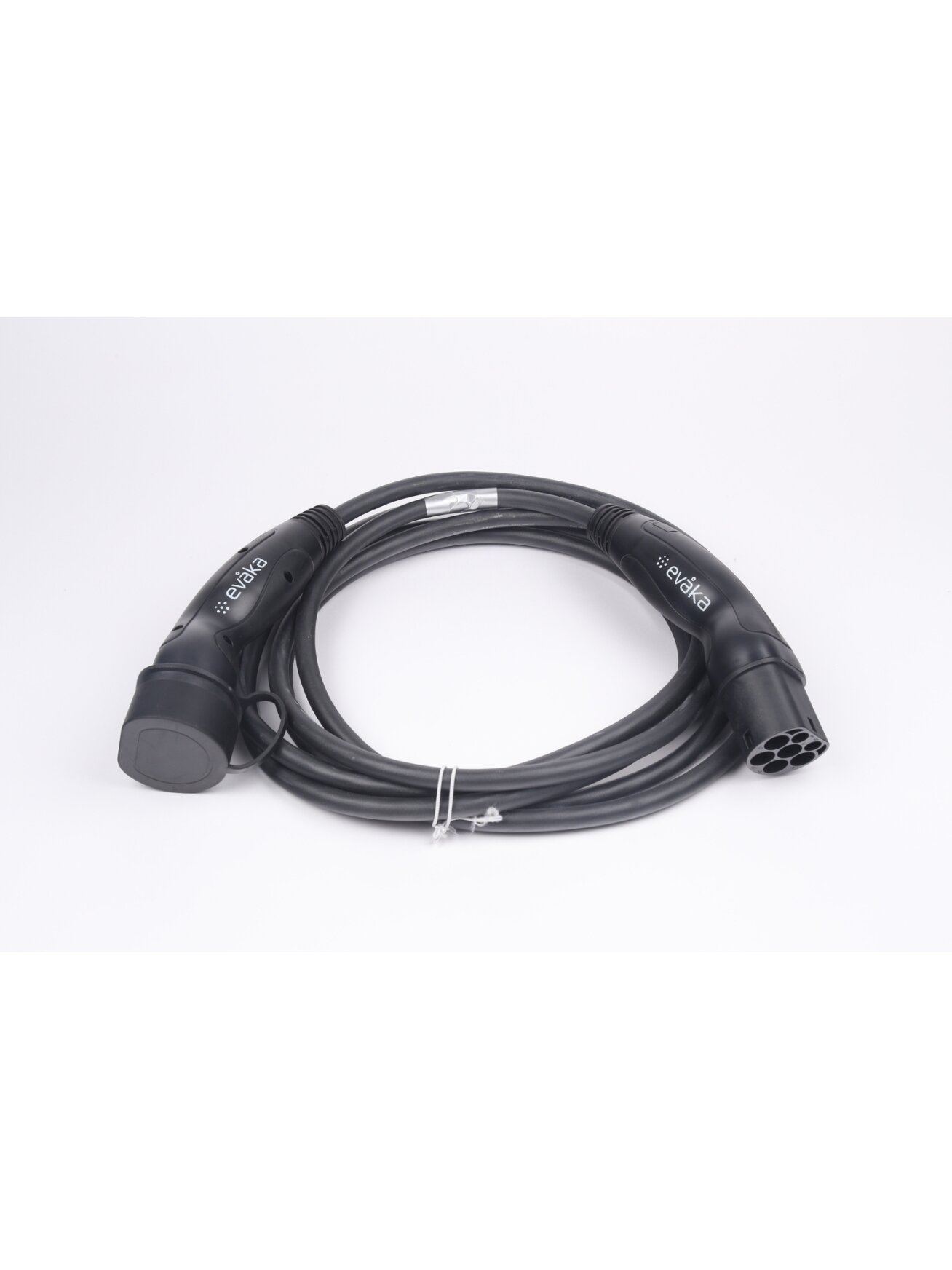 Evaka EV Charging Cable Type 2-Type 2, 22 kW, 32 A, 5 x 6 mm2, 1 x 0.5 mm2, 7 m | ITGAM3872 | Black 1