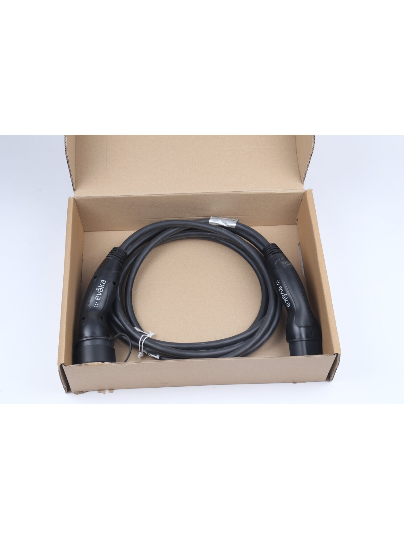 Evaka EV Charging Cable Type 2-Type 2, 22 kW, 32 A, 5 x 6 mm2, 1 x 0.5 mm2, 7 m | ITGAM3872 | Black 5