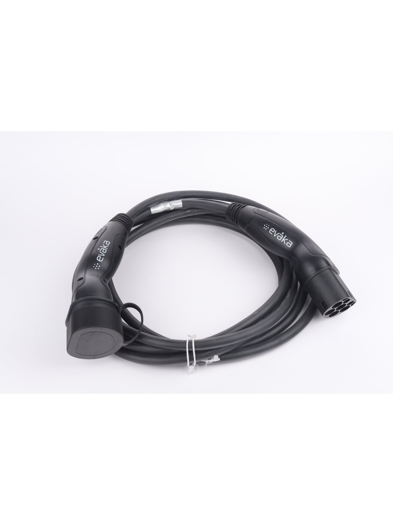 Evaka EV Charging Cable Type 2-Type 2, 22 kW, 32 A, 5 x 6 mm2, 1 x 0.5 mm2, 7 m | ITGAM3872 | Black