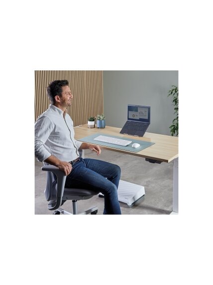 Fellowes Alumia Portable Laptop Stand | 15 " | Laptop Stand | Silver 4 Fellowes Alumia Portable Laptop Stand | 15 " | Laptop Stand | Silver 4