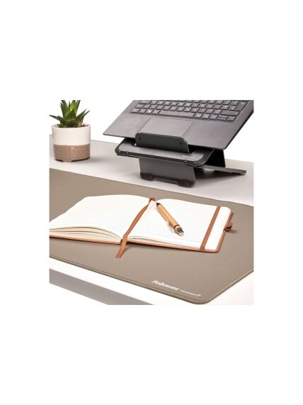 Fellowes Desk Mat | Breyta | 800 x 400 x 2.5 mm | Sand 7