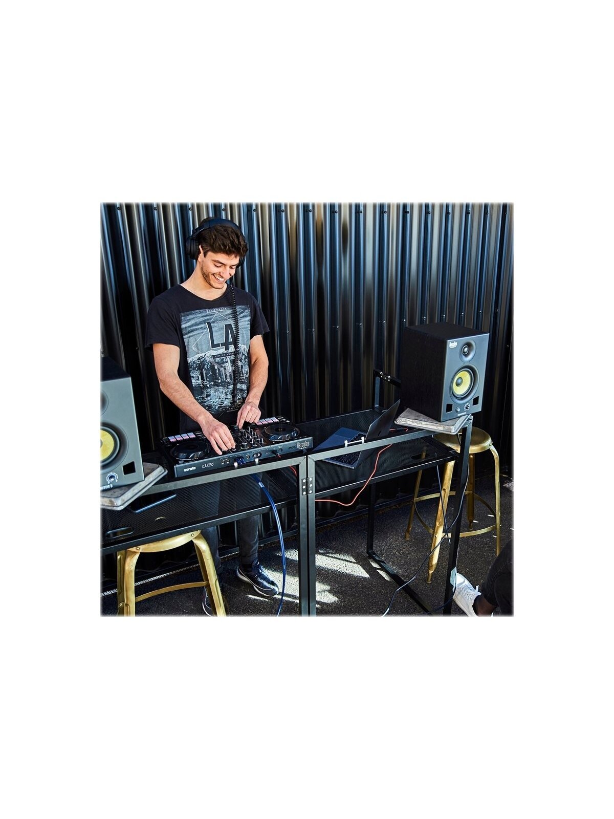Hercules | DJControl Inpulse 500 | Speakers | USB connectivity 8 Hercules | DJControl Inpulse 500 | Speakers | USB connectivity 8