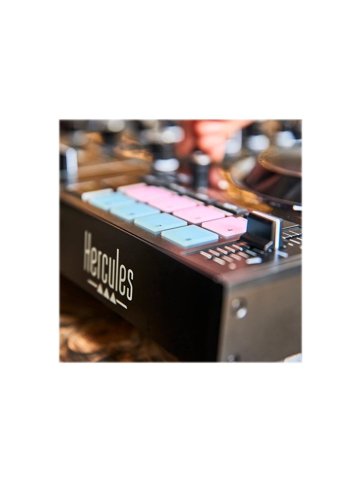 Hercules | DJControl Inpulse 500 | Speakers | USB connectivity 10 Hercules | DJControl Inpulse 500 | Speakers | USB connectivity 10