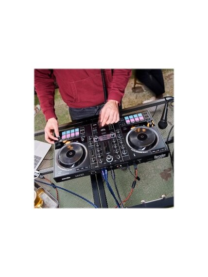 Hercules | DJControl Inpulse 500 | Speakers | USB connectivity 7 Hercules | DJControl Inpulse 500 | Speakers | USB connectivity 7