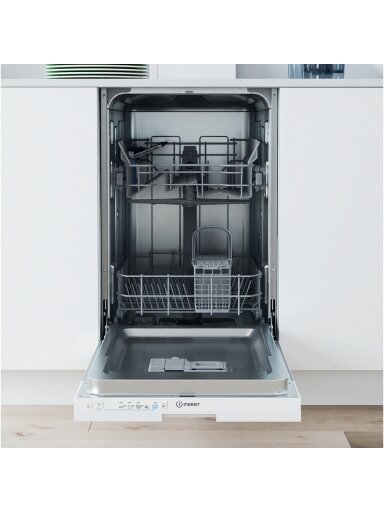INDESIT Dishwasher | IN2ID10CS80 | Built-in | Width 44.8 cm | Number of place settings 10 | Number of programs 5 | Energy efficiency class D | White INDESIT Dishwasher | IN2ID10CS80 | Built-in | Width 44.8 cm | Number of place settings 10 | Number of programs 5 | Energy efficiency class D | White