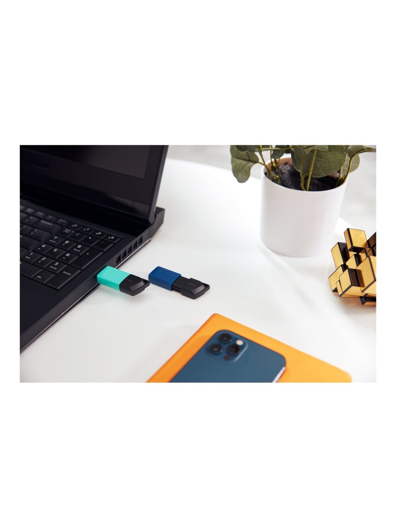 Kingston | USB Flash Drive | DataTraveler Exodia | 256 GB | USB 3.2 Gen 1 | Black/Teal 4 Kingston | USB Flash Drive | DataTraveler Exodia | 256 GB | USB 3.2 Gen 1 | Black/Teal 4
