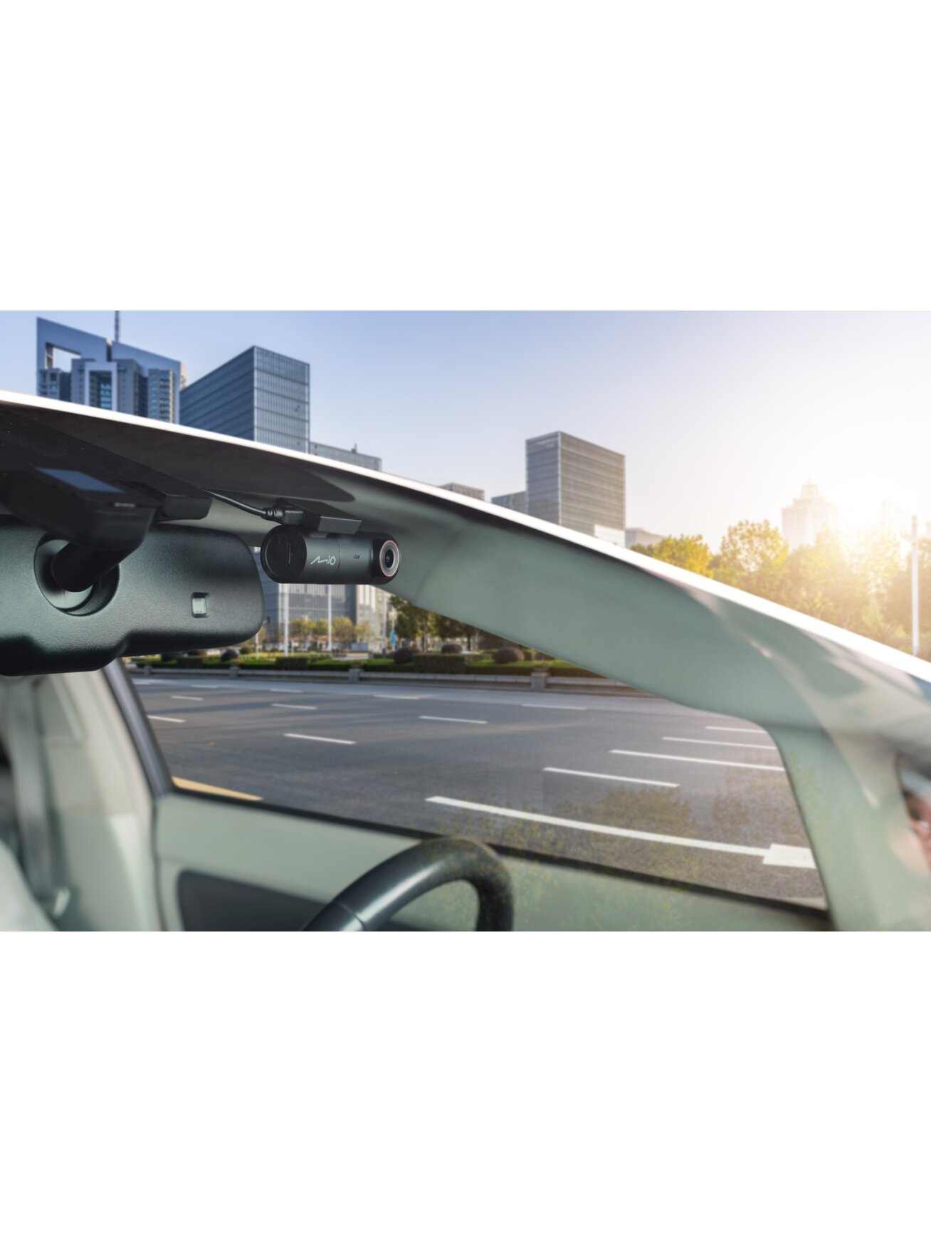 Mio | Wi-Fi OTA and GPS Dash Cam | MiVue J35 | GPS (satellite) 5 Mio | Wi-Fi OTA and GPS Dash Cam | MiVue J35 | GPS (satellite) 5